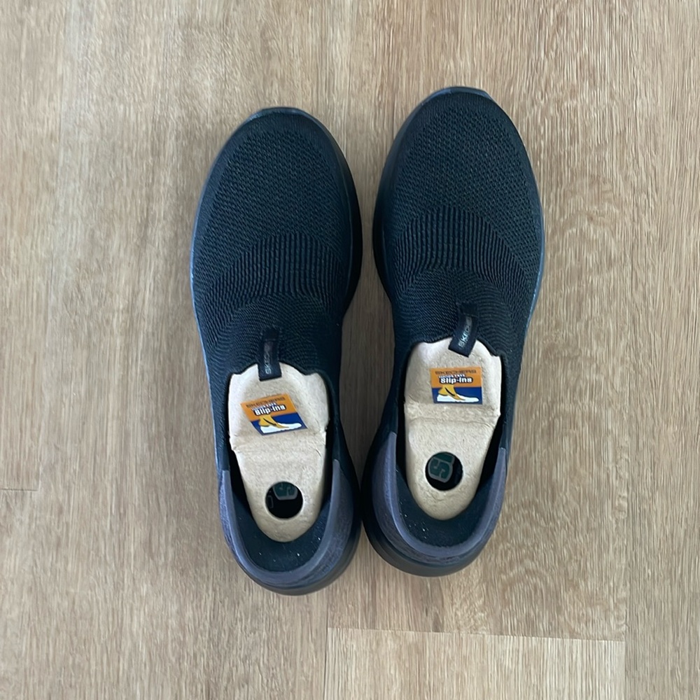 Skechers Slip-ons